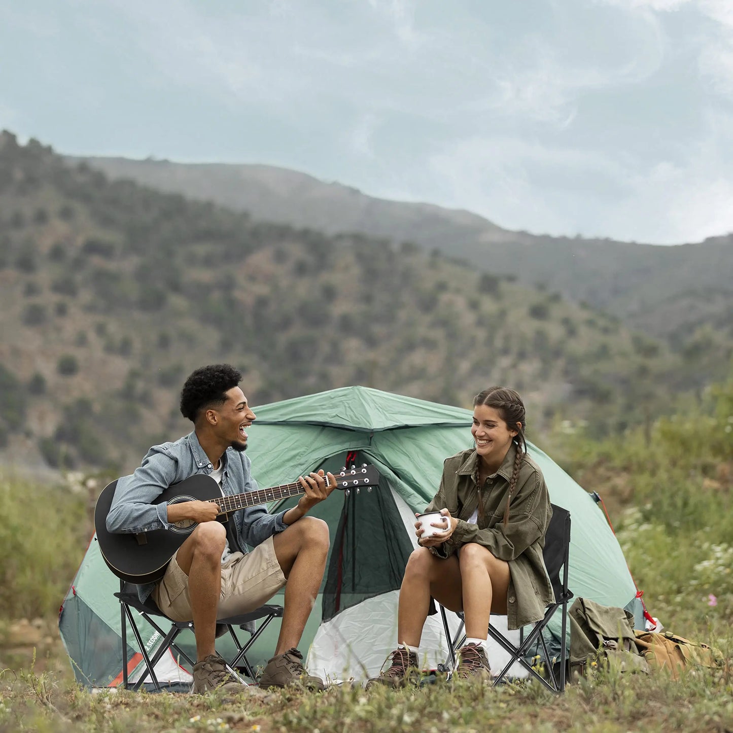 Portable Folding Camping Chair with Carrying Bag - Collapsible Anti-Slip Padded Oxford Cloth Stool for Outdoor Use (Black)