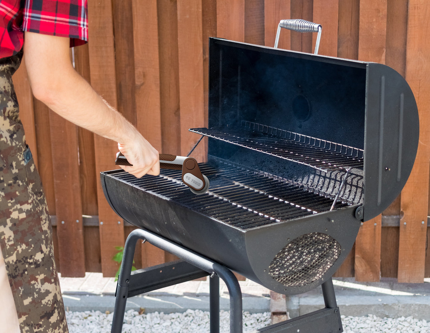 Bristle-Free Cordless Electric Grill Brush